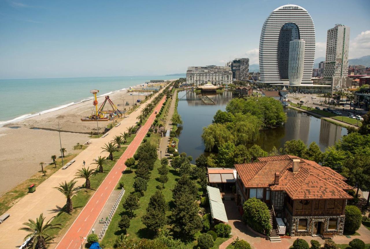 Orbi City In Batumi Bagian luar foto