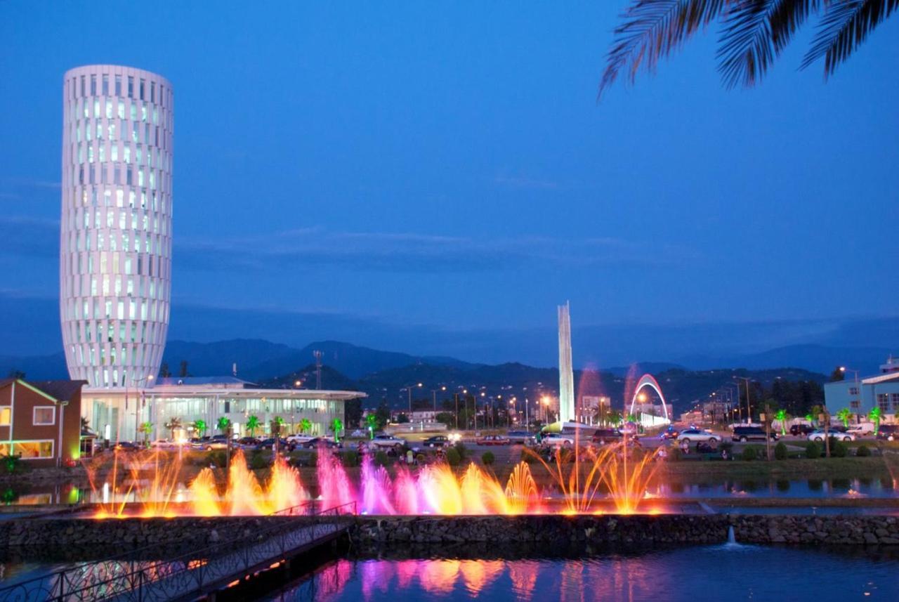 Orbi City In Batumi Bagian luar foto