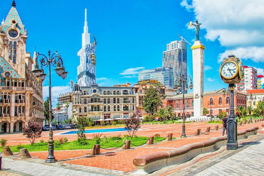 Orbi City In Batumi Bagian luar foto