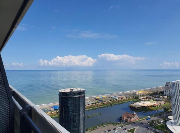 Orbi City In Batumi Bagian luar foto